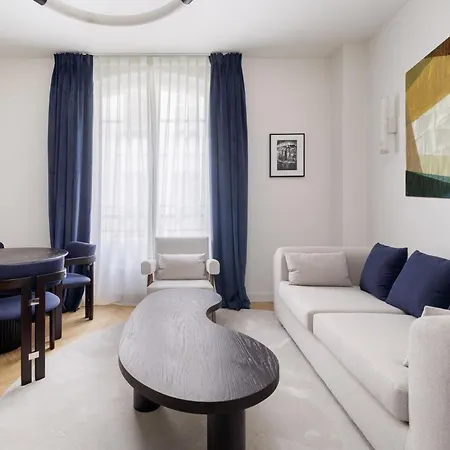 Apartment Splendid With Ac In Champs Elysees For 4pax